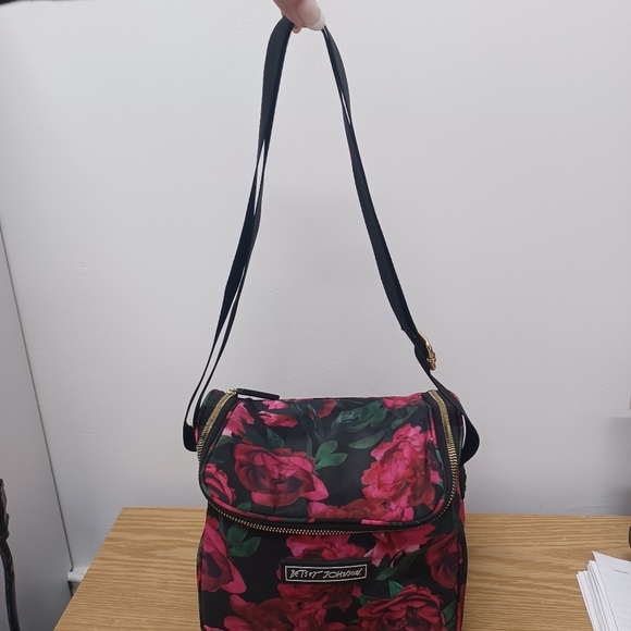 Betsey Johnson Insulated Lunch Tote Bag Rose Floral Print Design Pink Black - Picture 11 of 11